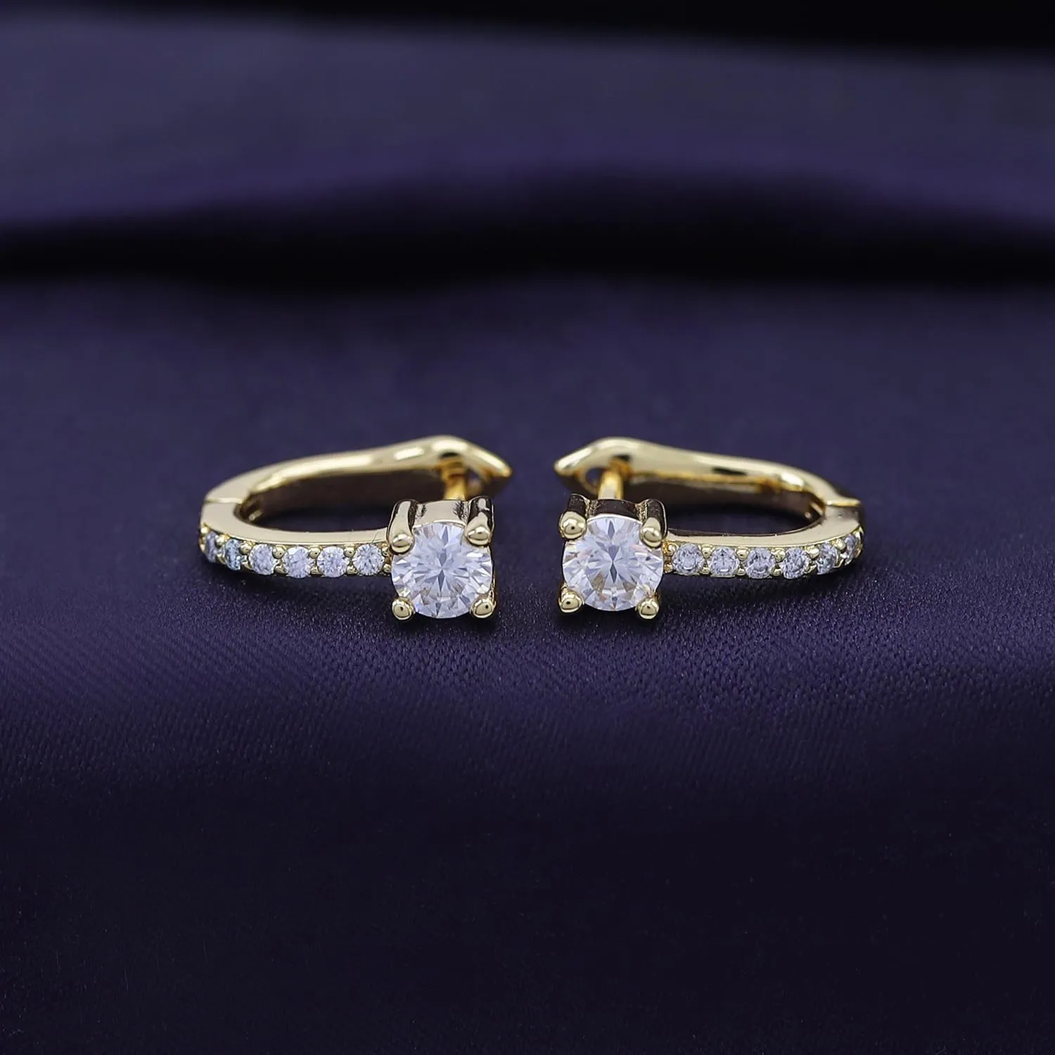 18k Gold Plated Huugie Hoop Earrings | Center 4MM, Moissanite Diamond Hoop Earrings For Women | Jewelry Gifts For Her (0.55 Ctw)