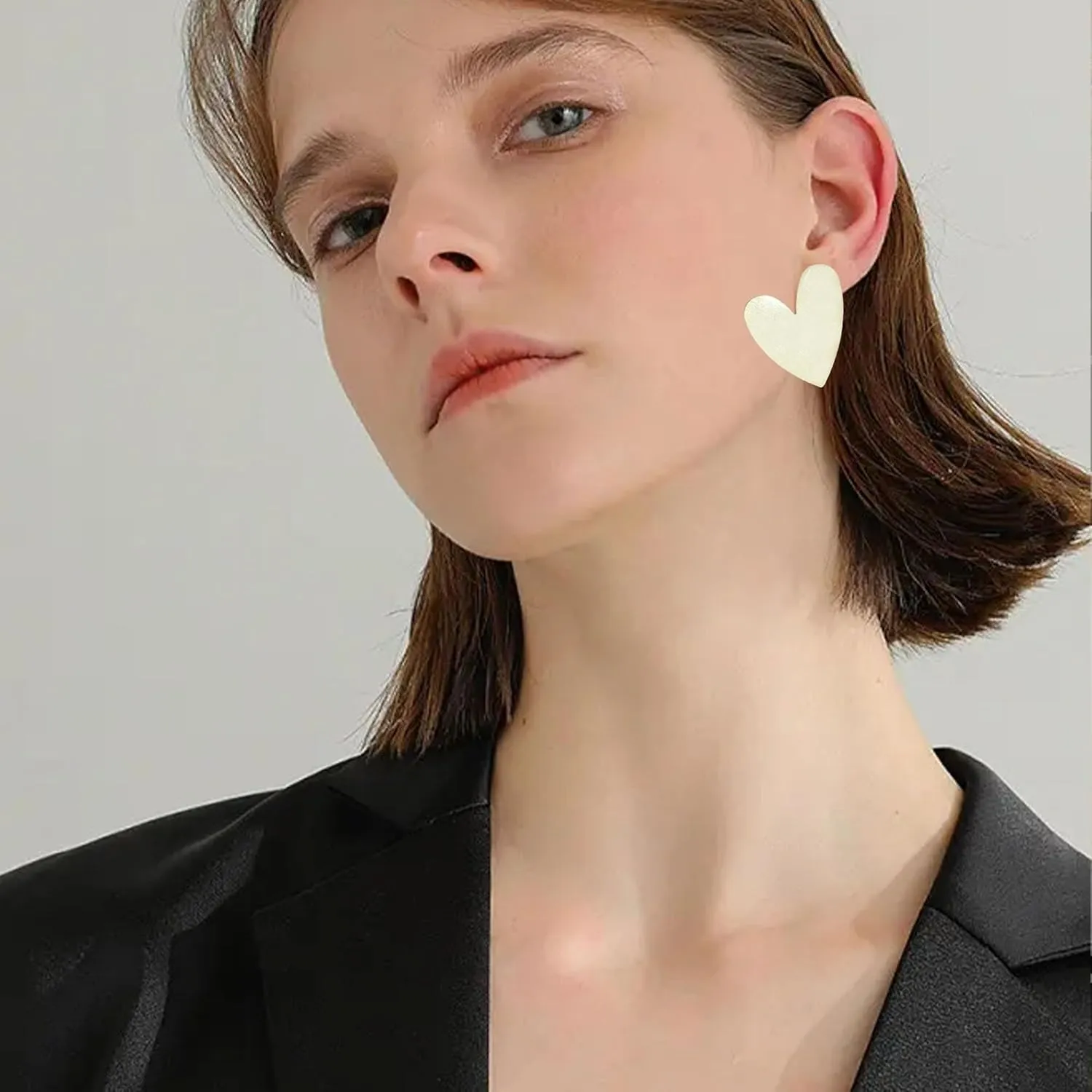 Anmpab Heart Love Big Stud Earrings for Women Minimalist Fashion Party Wedding Birthday Valentine Day Gifts Her Mom Wife Bff
