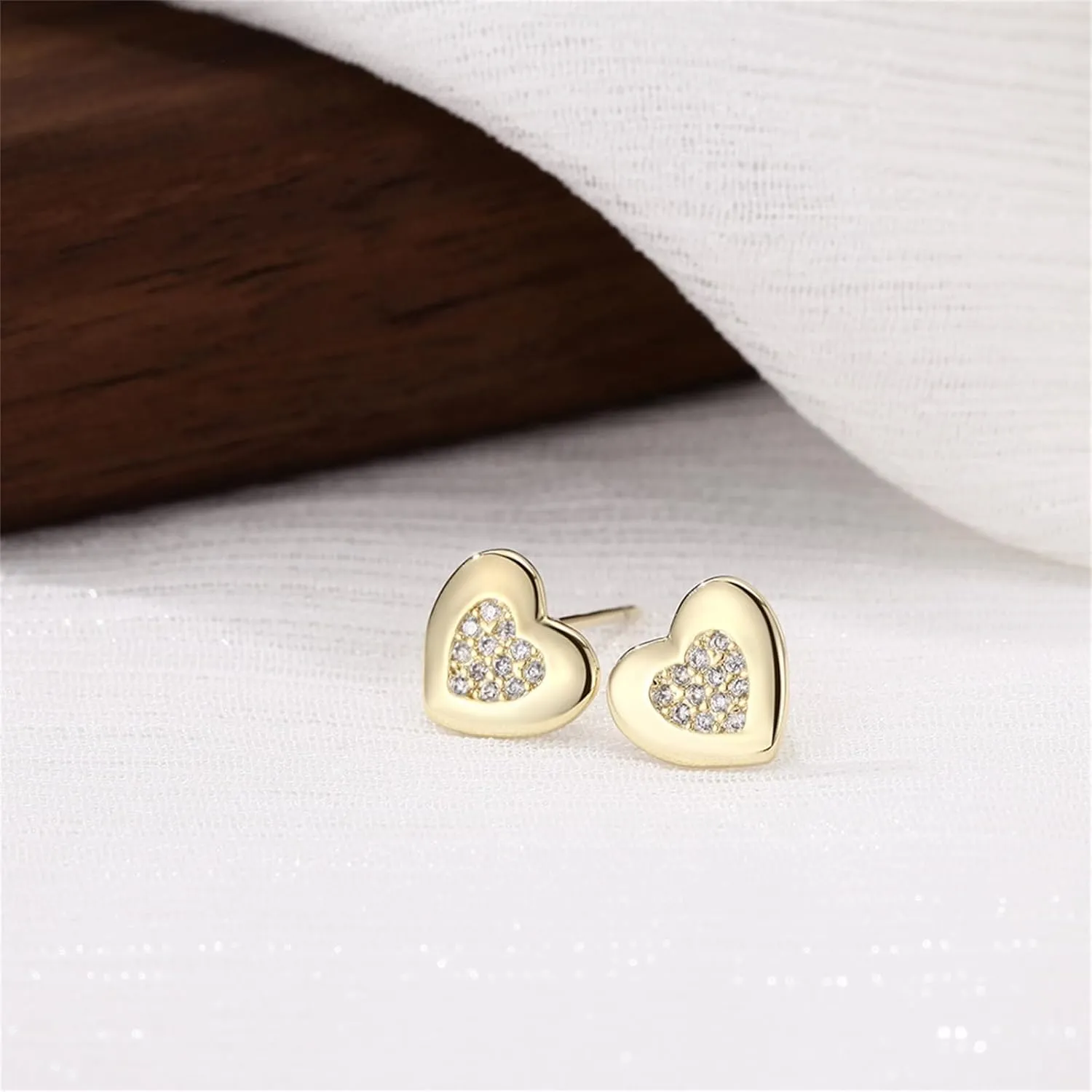 coadipress Heart Stud Earrings for Women Cubic Zirconia Heart Stud Cartilage Tragus Piercing Earrings Small Heart Stud Earrings Dainty Sterling Silver Ear Stud Earrings