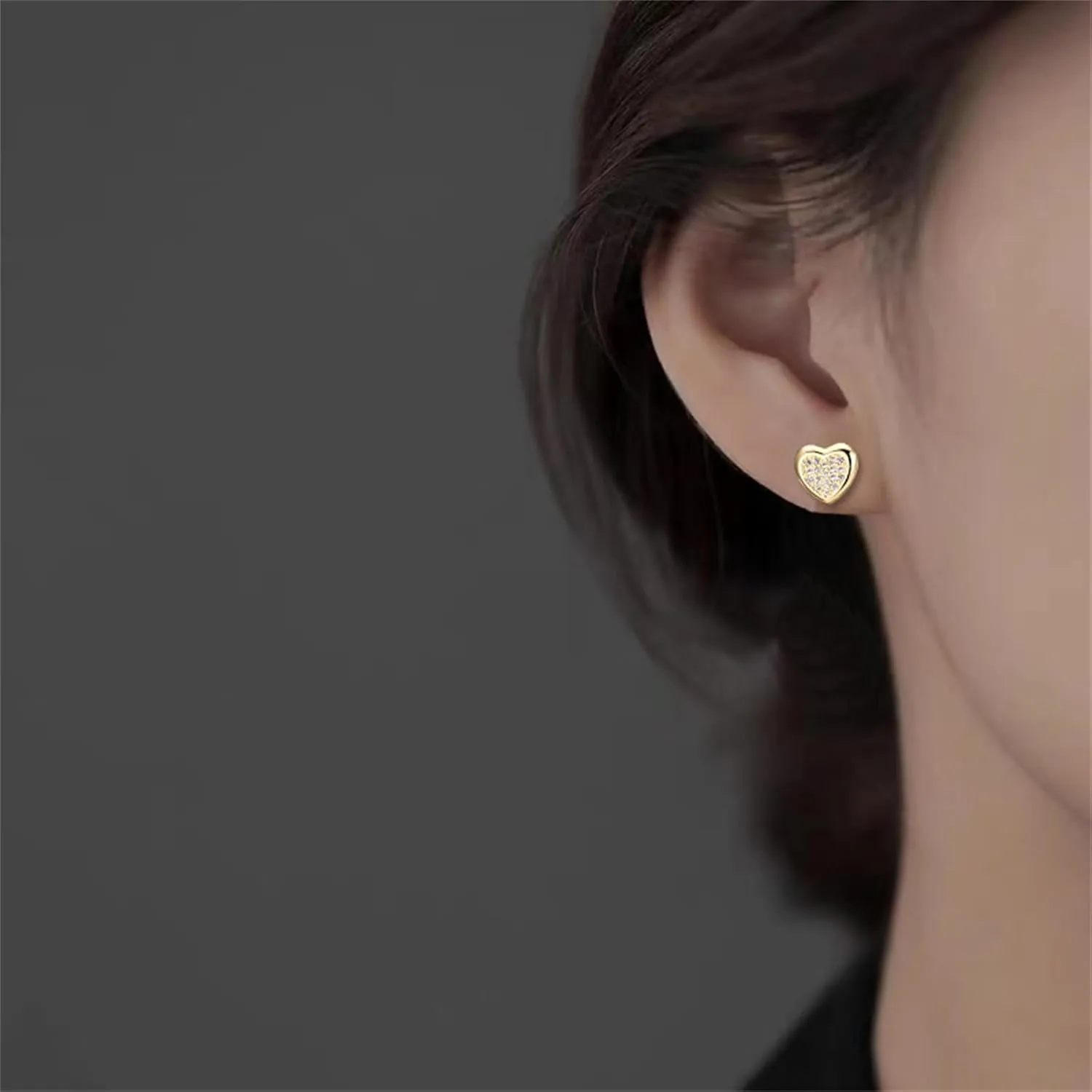 coadipress Heart Stud Earrings for Women Cubic Zirconia Heart Stud Cartilage Tragus Piercing Earrings Small Heart Stud Earrings Dainty Sterling Silver Ear Stud Earrings