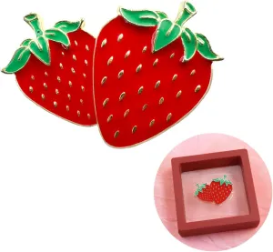 Cute Strawberry Brooch Pin with Storage Case,Red Twin Strawberry Metal Lapel Pin Fruit Brooch Strawberry Badges Breastpin Backpack Pin for Birthday Girls Women Kids Clothes Accessories Party Gift