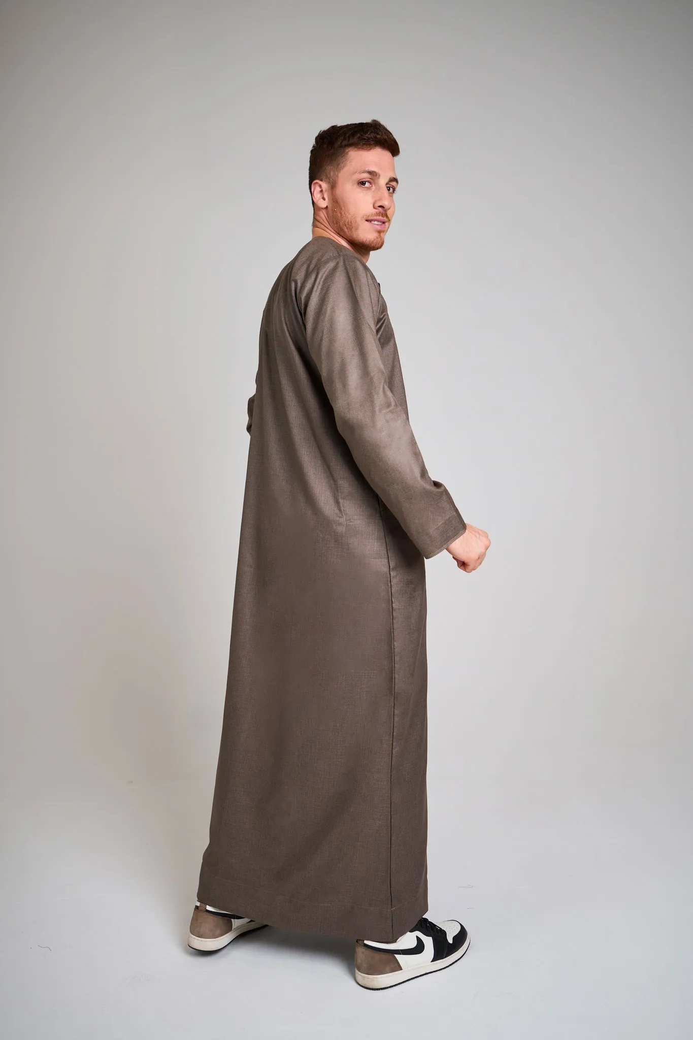 Mahogany Premium Emirati Thobe