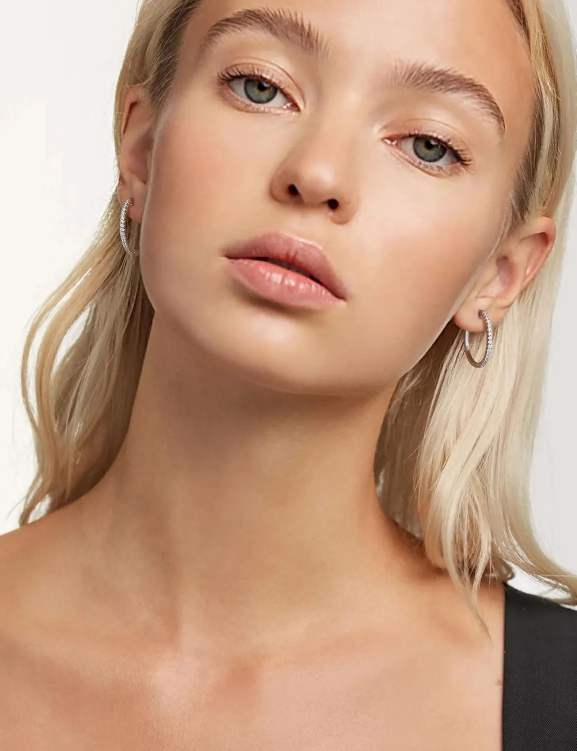 Moissanite Hoop Earrings for Women S925 Sterling Silver Channel Set 18K White Gold Plated Hypoallergenic Large Thick Huggie Loops Lightweight Moissanite Earrings 15-30mm