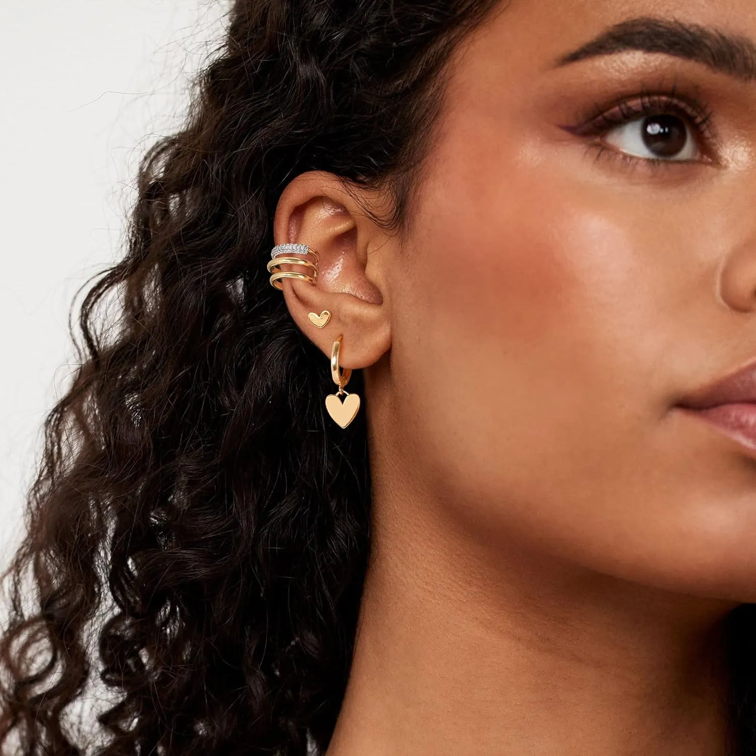 MTMY Gold Ear Cuff Earring for Women 14K Gold Plated Cubic Zirconia Non-Pierced Clip on Cartilage Chunky Ear Cuffs Hypoallergenic Jewelry