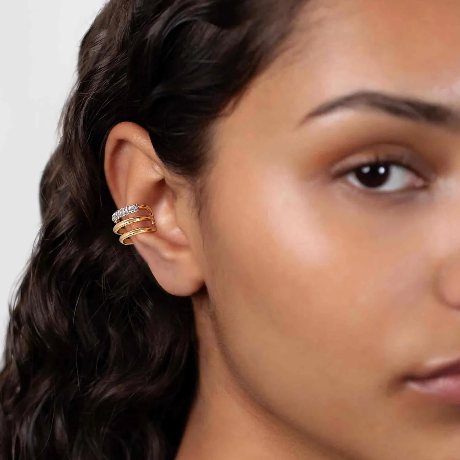 MTMY Gold Ear Cuff Earring for Women 14K Gold Plated Cubic Zirconia Non-Pierced Clip on Cartilage Chunky Ear Cuffs Hypoallergenic Jewelry